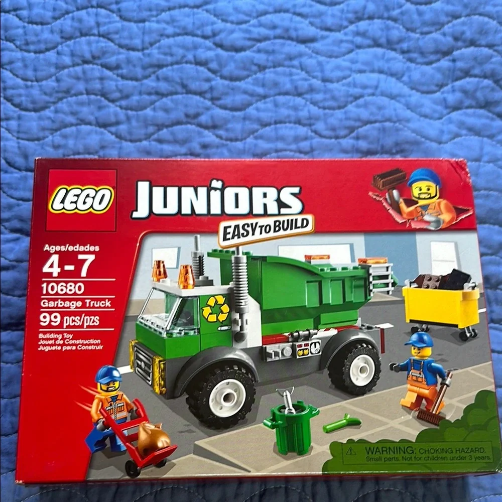 LEGO Juniors Green Garbage Truck Building Set - Picture 7 of 7
